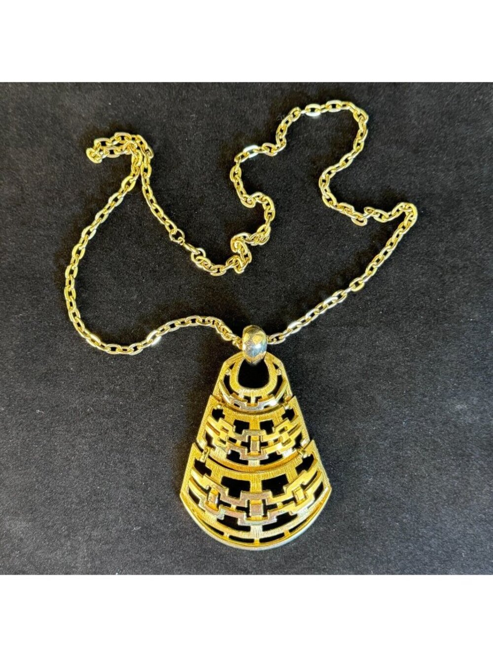 Vtg Gold Tone Metal Necklace 3 Pc Hinged Articulated Pendant Cable Chain 24"